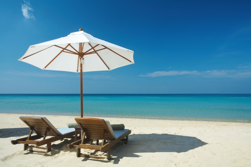 MAKE YOUR OWN NATURAL SUNSCREEN